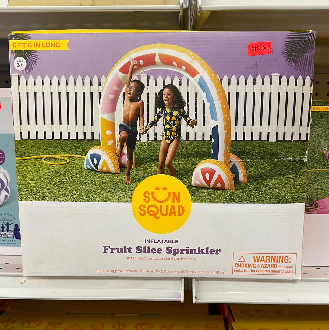 Fruit slice sprinkler