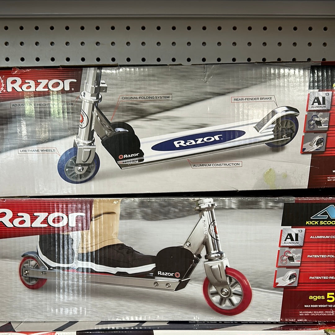 Razor kick scooter blue