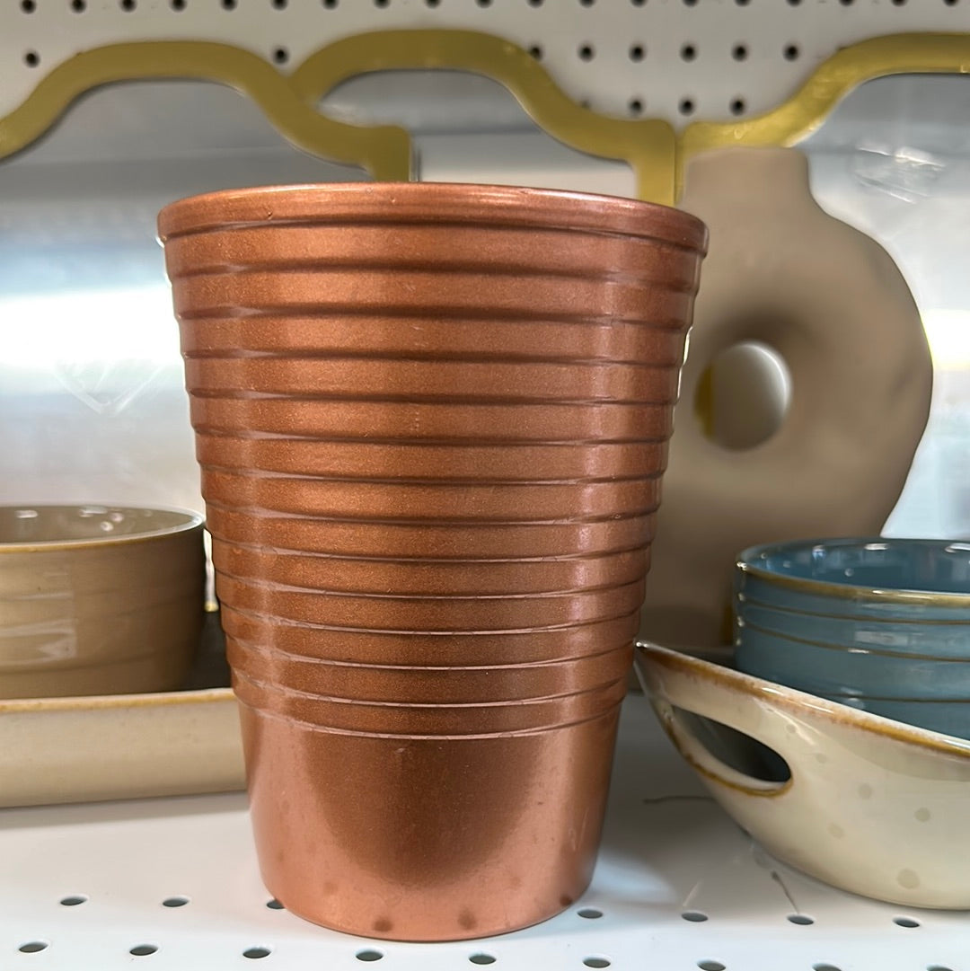 rose gold vase