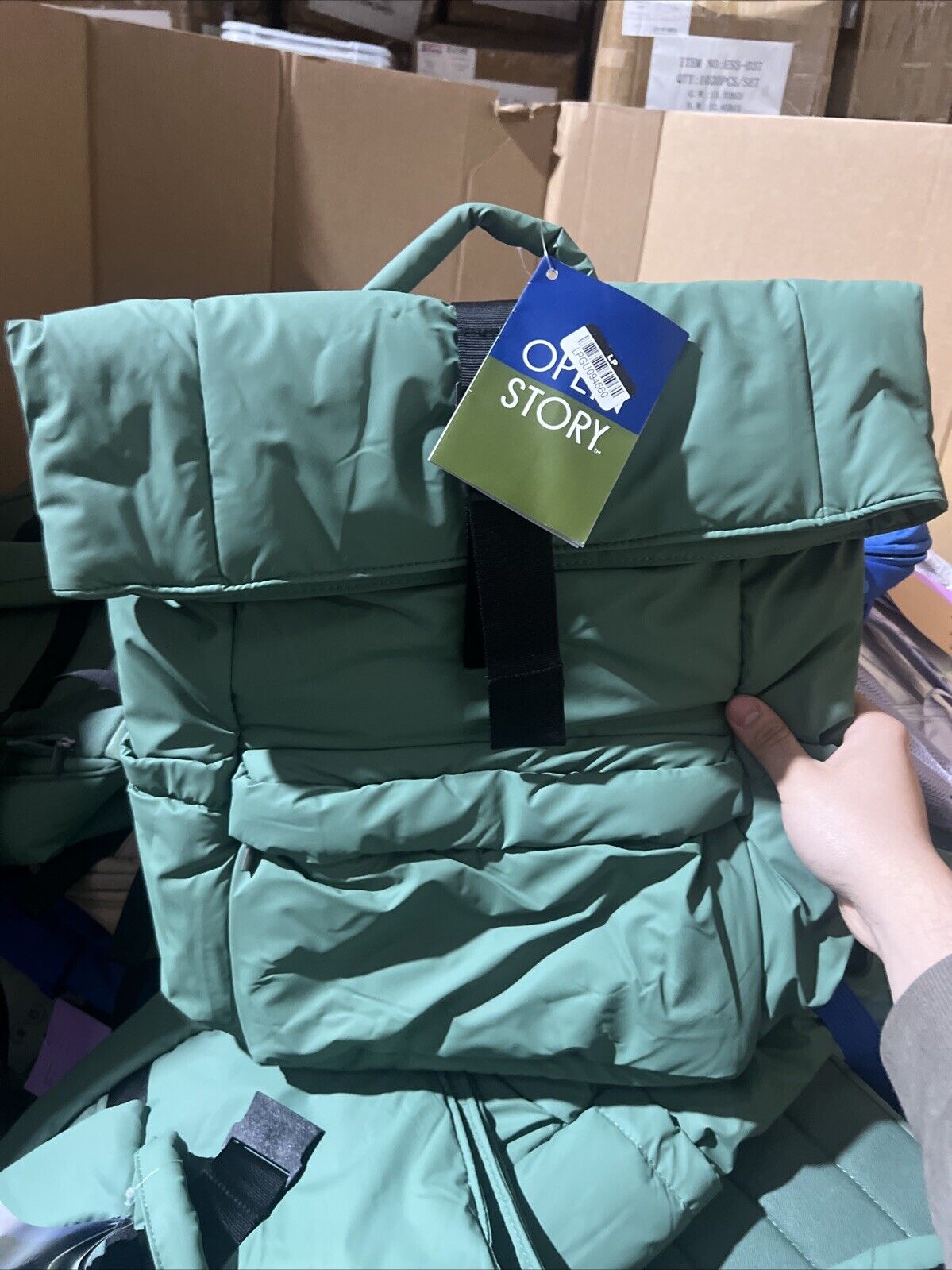 Puffer 16" Backpack - Open Story️