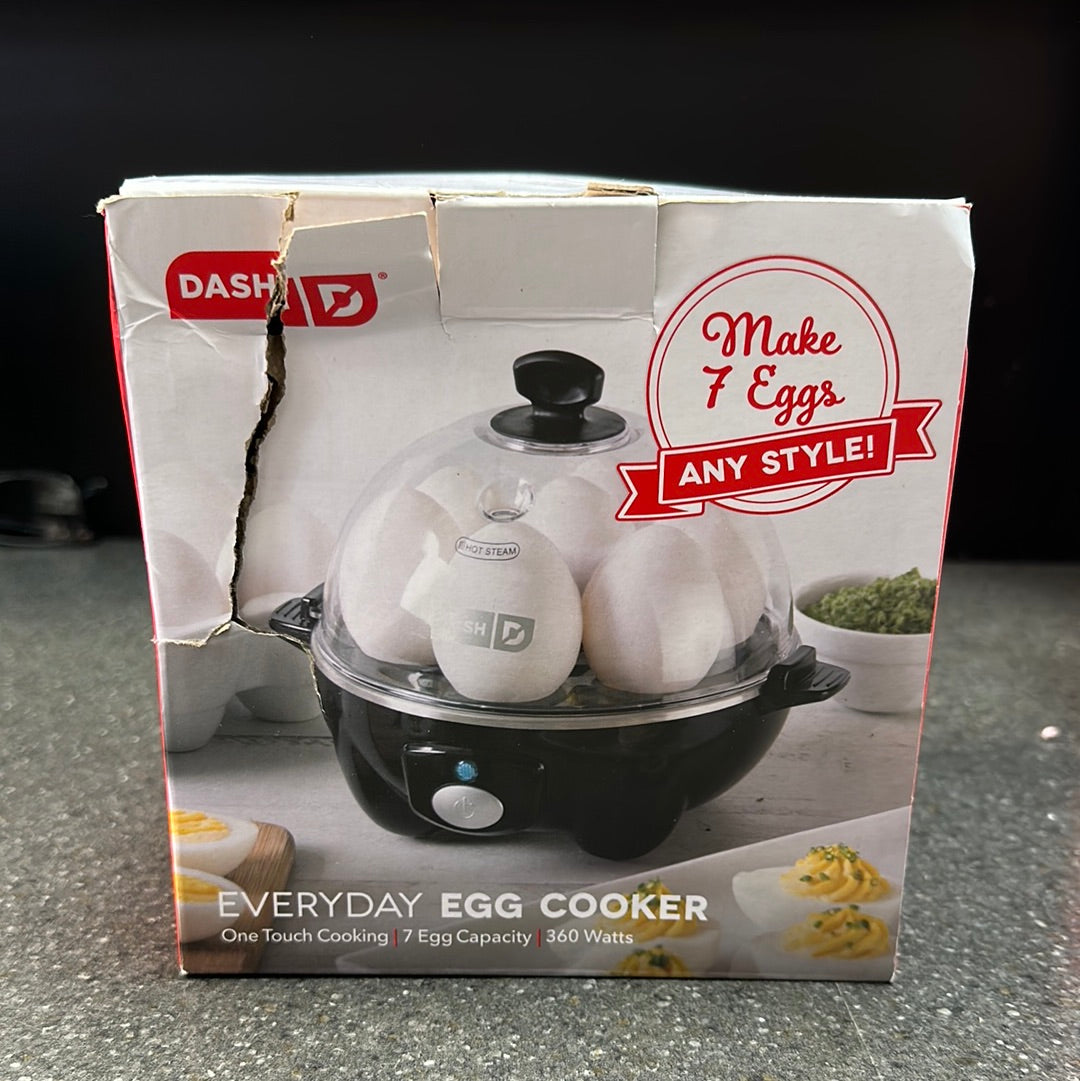 Dash Egg Cooker 7 Eggs Capacity