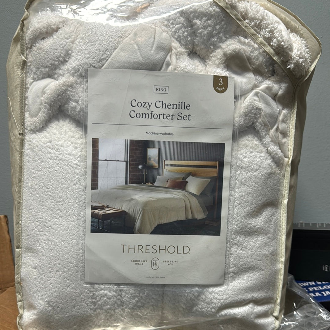 Cozy chenille comforter set