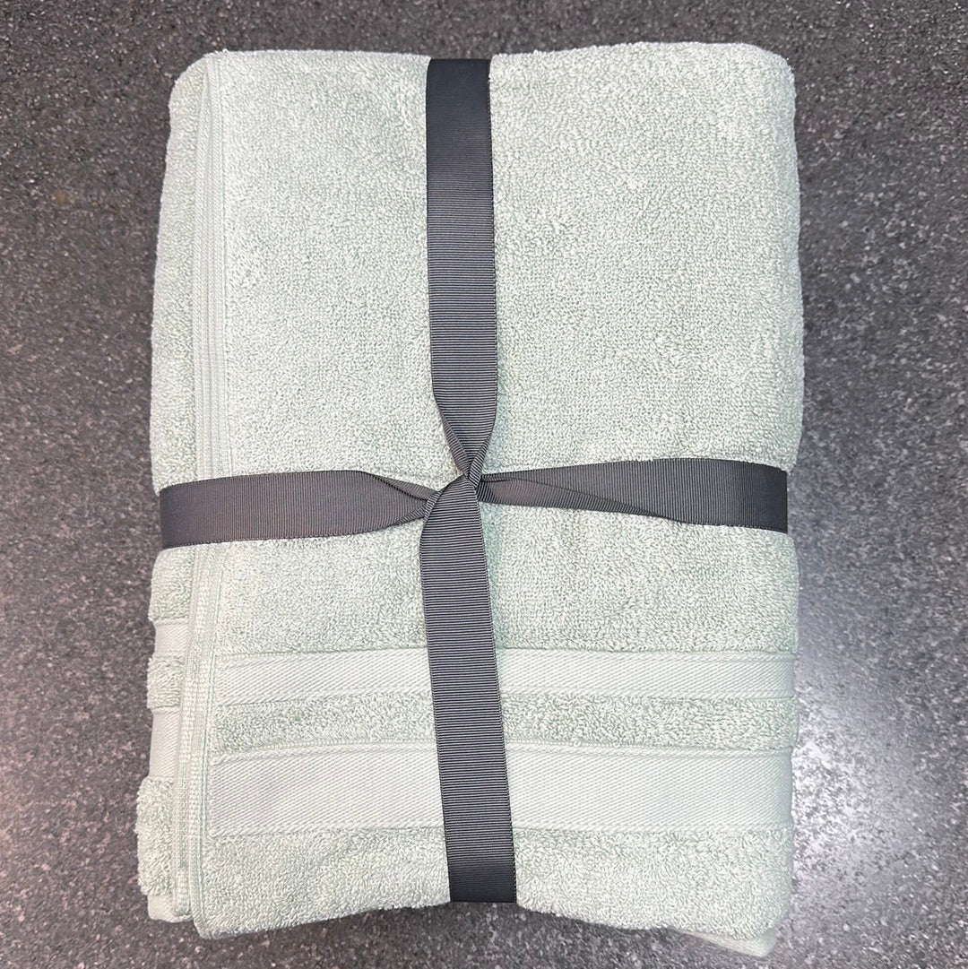 Threshold 2 Pieces Performance Bath Towels Light Green