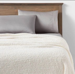 Threshold Chenille Throw Bed Blanket Oversized 92x90 Midweight